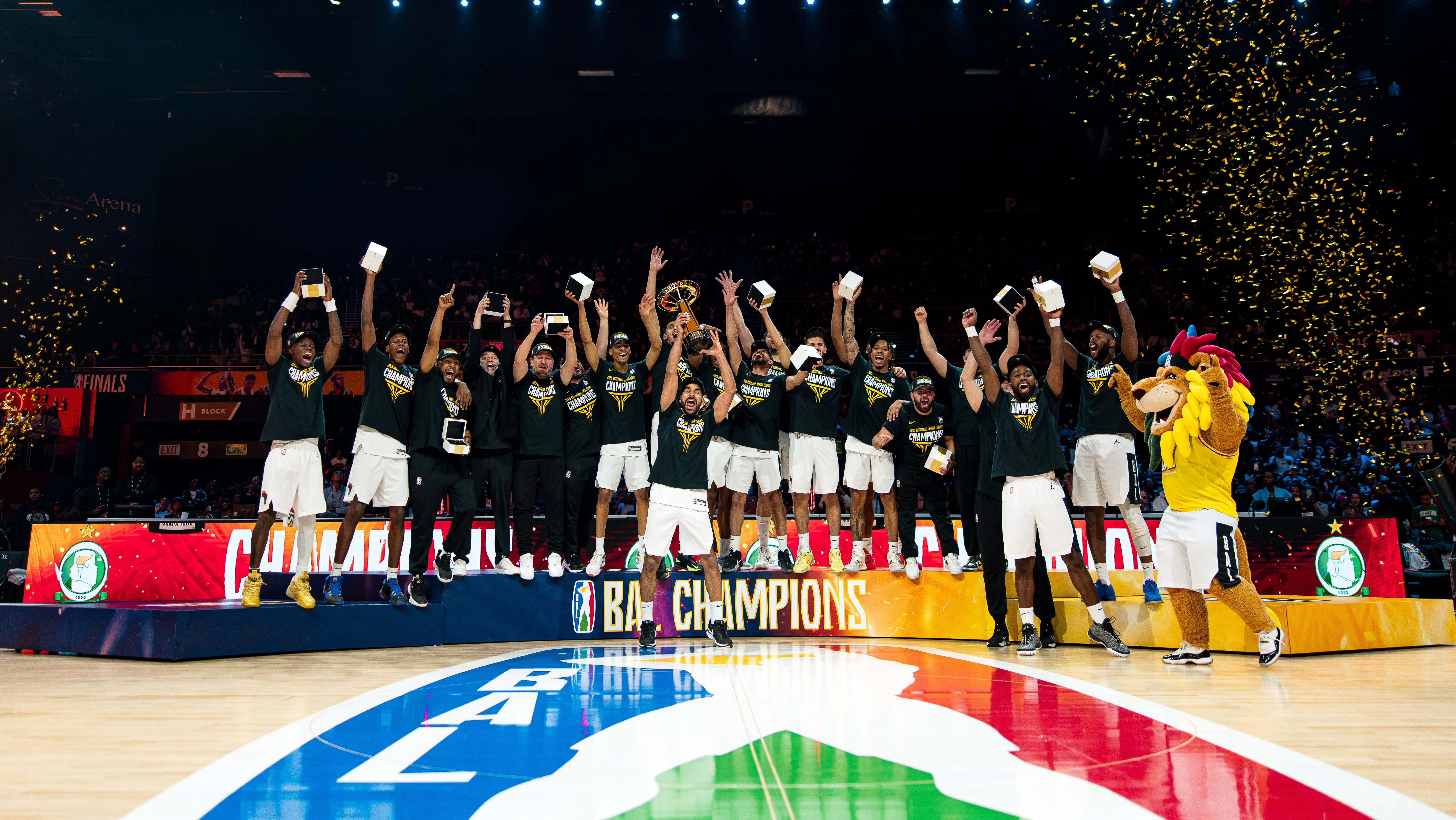 Qu'est - ce qu'une franchise sportive alors que la BAL envisage un changement structurel ?